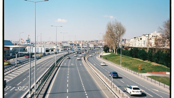 Cod Rutier 2026: TollRo înlocuiește rovinieta, amenzi mai mari și suspendarea permisului — ce se schimbă de la 1 iulie